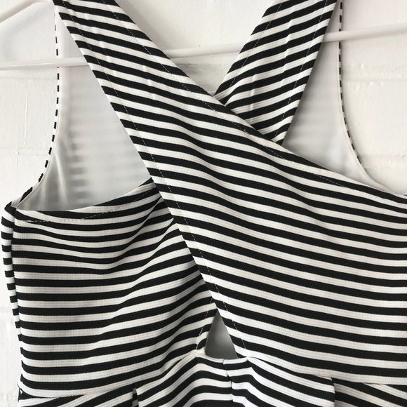 Zunie Cross Back Black & White Striped Dress - Picture 4 of 5